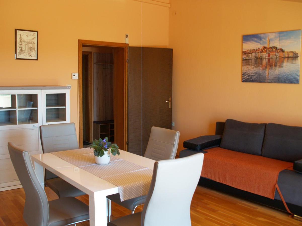 Apartments Frank Ровінь Екстер'єр фото