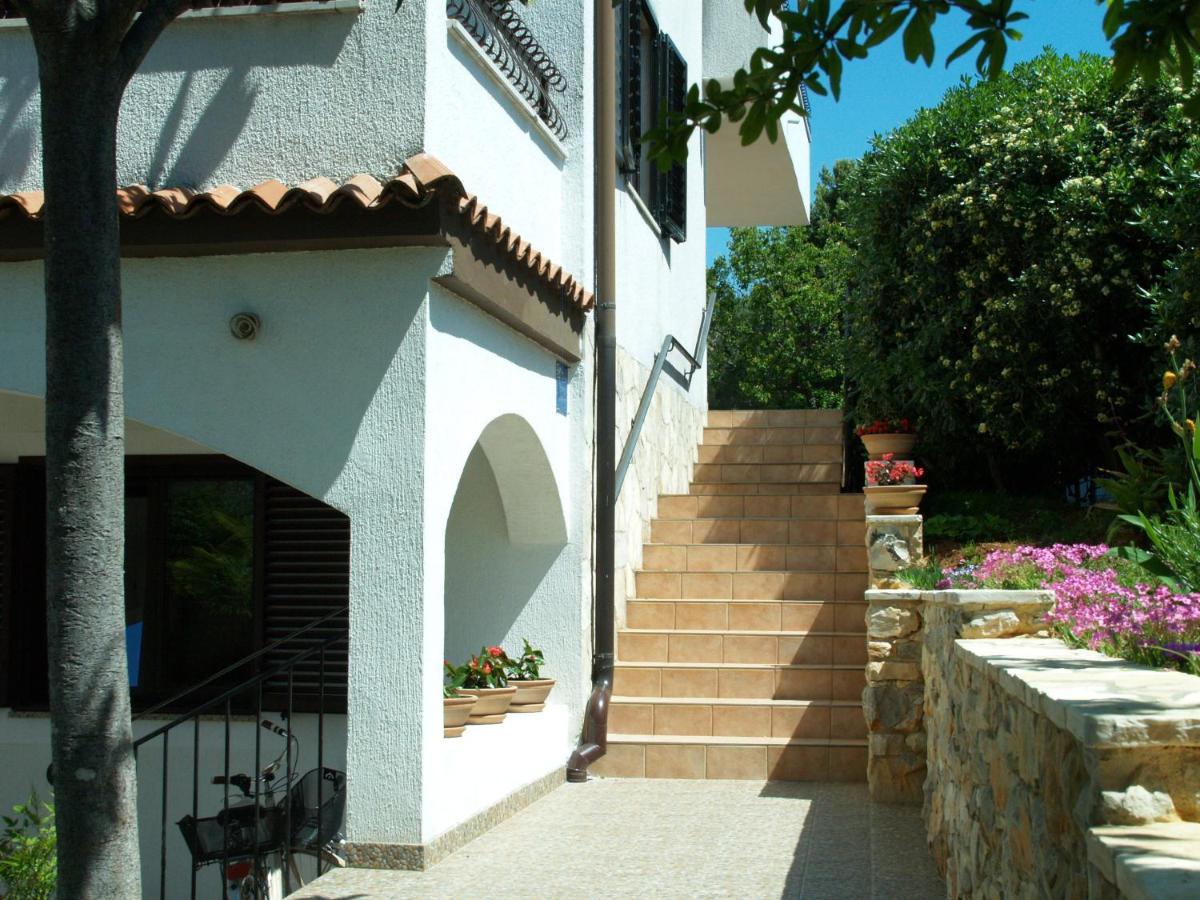 Apartments Frank Ровінь Екстер'єр фото