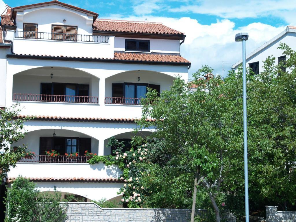 Apartments Frank Ровінь Екстер'єр фото